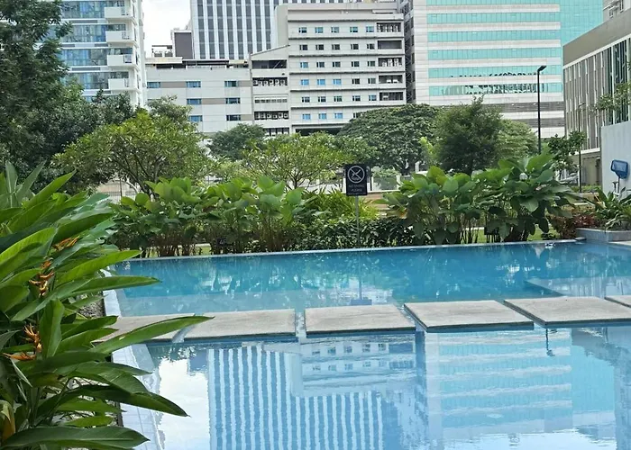 1 Bedroom With Views - Across Sugbo Mercado Aparthotel