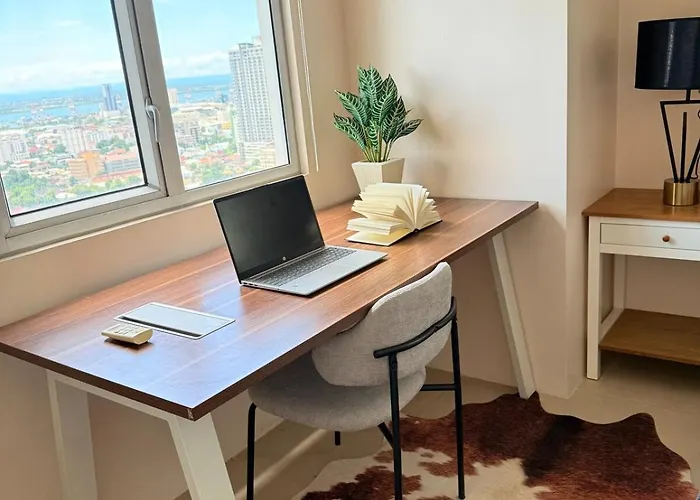 1 Bedroom With Views - Across Sugbo Mercado Aparthotel *